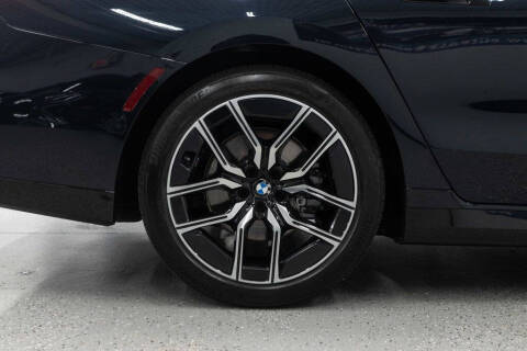 2025 BMW 7 Series 740i xDrive