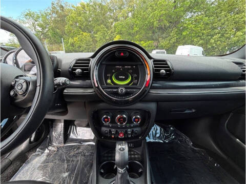 2017 MINI Clubman Cooper