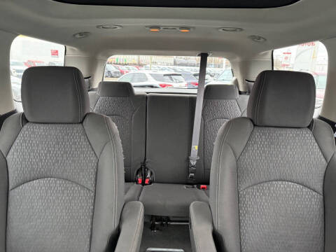 2015 GMC Acadia SLE-2