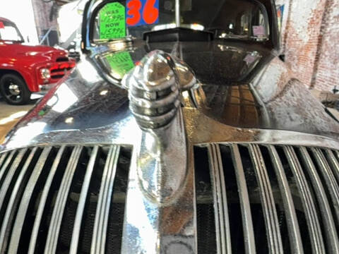 1936 Oldsmobile F-36