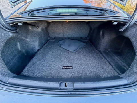 2017 Volkswagen Passat 1.8T R-Line