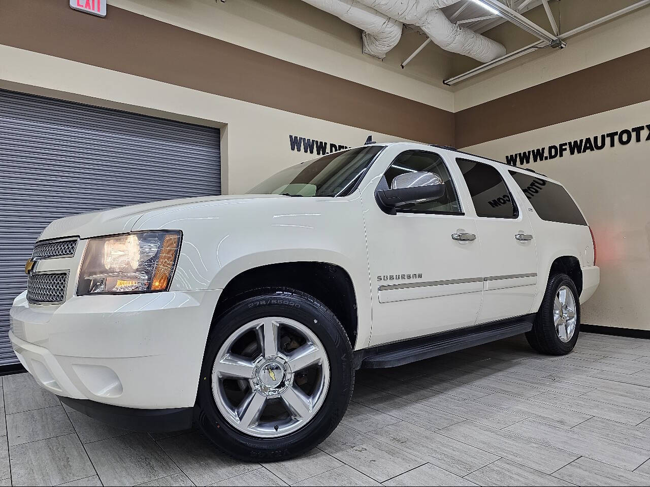 2014 Chevrolet Suburban for sale at DFW Auto & Services Inc in Fort Worth, TX