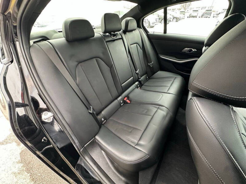 2023 BMW 3 Series 330i