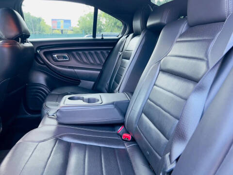 2017 Ford Taurus SHO