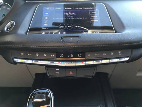 2023 Cadillac XT4 Luxury