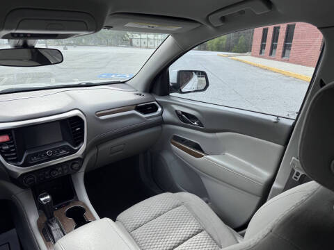 2017 GMC Acadia SLE-1