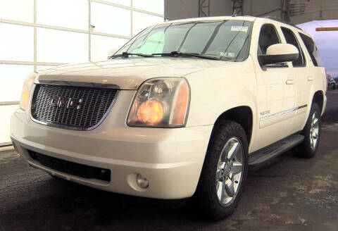 2012 GMC Yukon for sale at Angelo's Auto Sales in Lowellville OH
