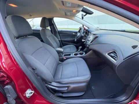 2017 Chevrolet Cruze LT Auto