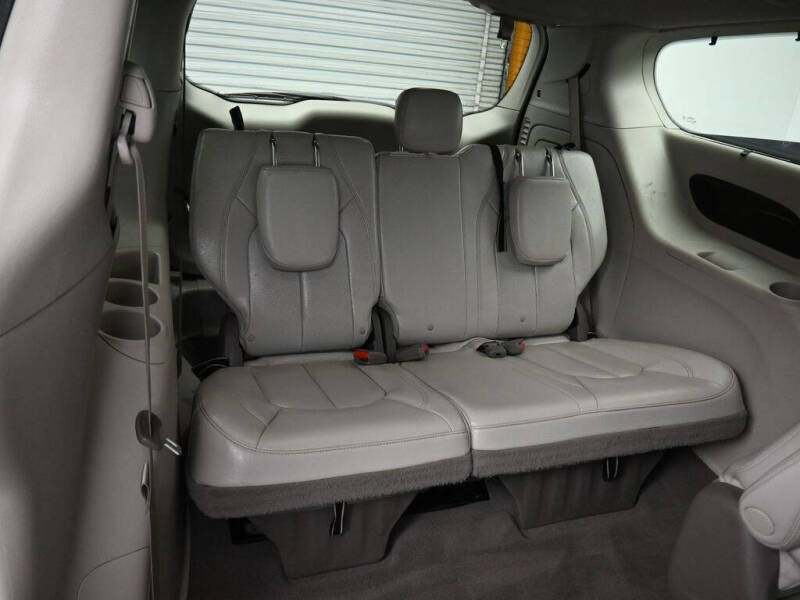 2021 Chrysler Pacifica Hybrid Touring L