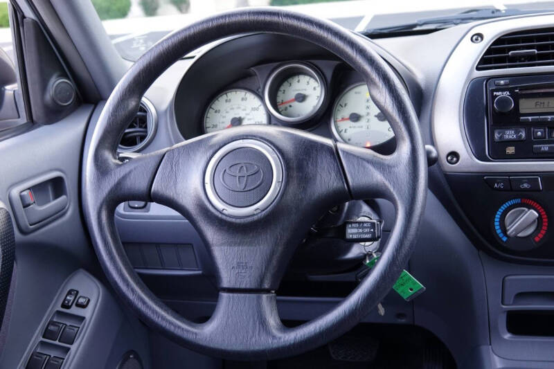 2003 Toyota RAV4