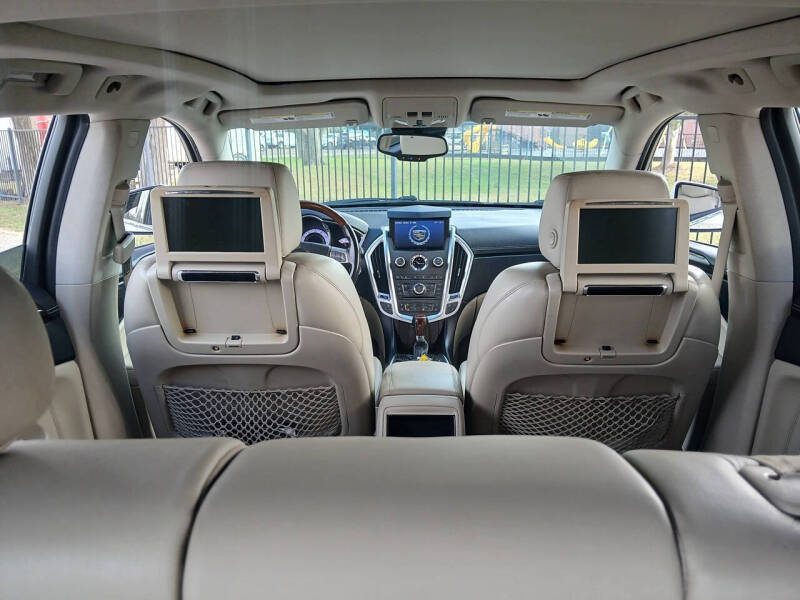 2011 Cadillac SRX Performance Collection