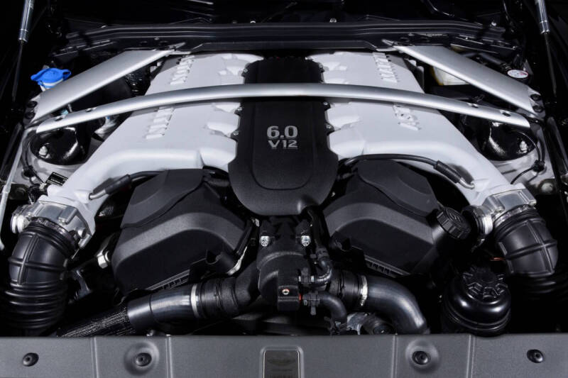 2017 Aston Martin V12 Vantage S Roadster