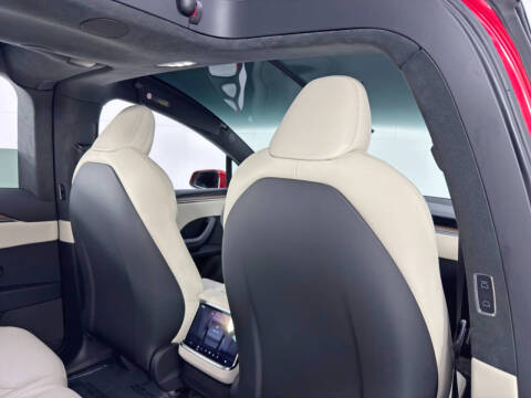 2023 Tesla Model X Standard Range