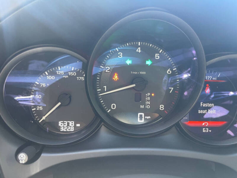 2023 Porsche Macan