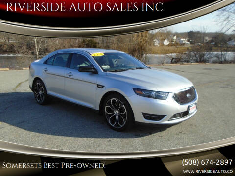 2015 Ford Taurus for sale at RIVERSIDE AUTO SALES INC in Somerset MA