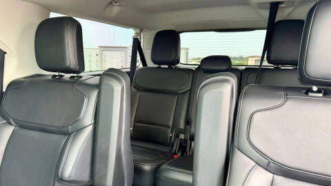 2025 Ford Expedition MAX Platinum