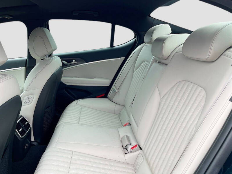 2024 Genesis G70
