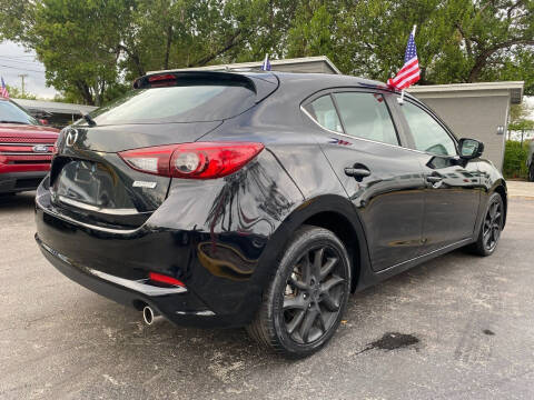 2018 Mazda MAZDA3 Touring