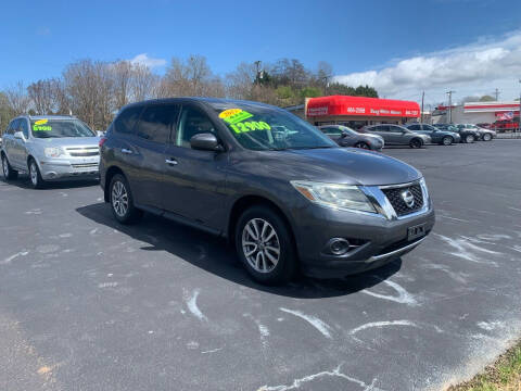 2013 Nissan Pathfinder for sale at Doug White's Auto Wholesale Mart in Newton NC