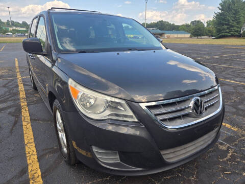 2011 Volkswagen Routan SEL