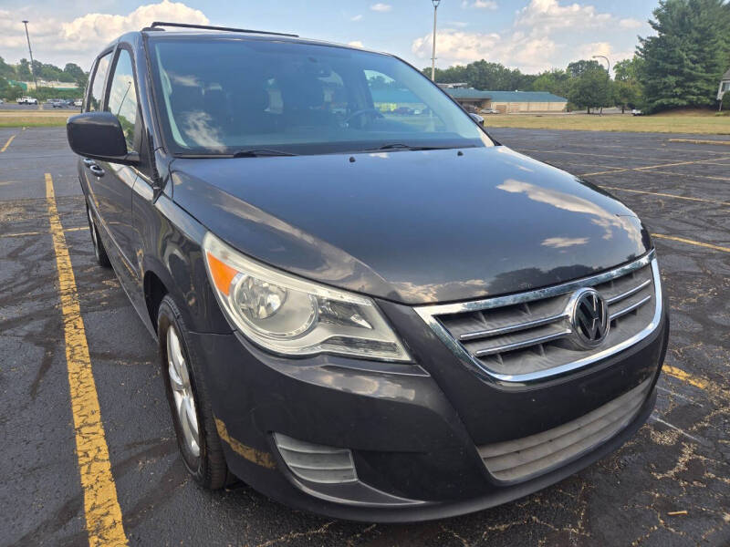 2011 Volkswagen Routan SEL