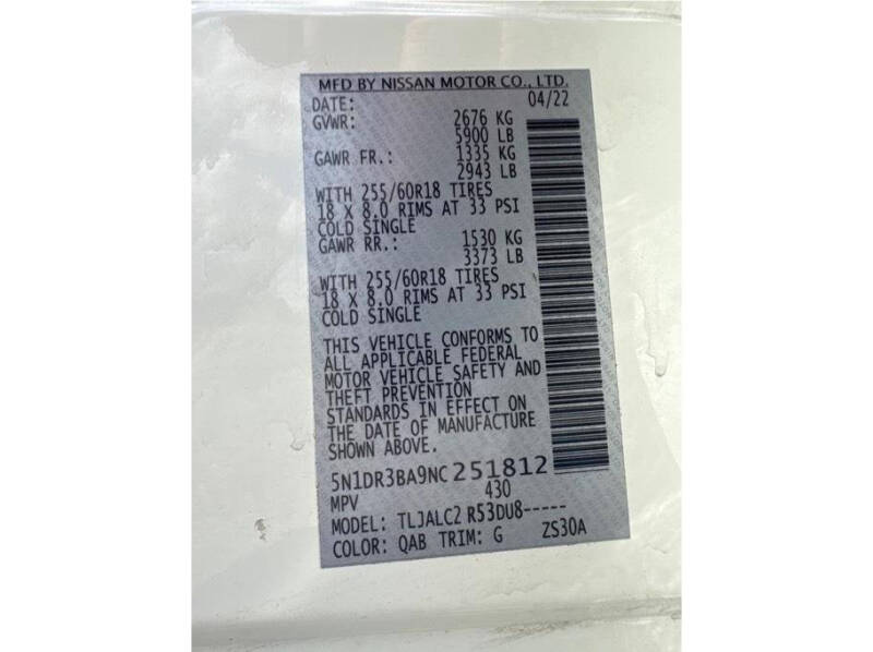 2022 Nissan Pathfinder SV