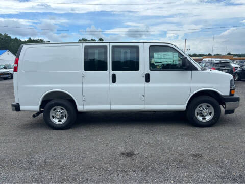 2025 Chevrolet Express 2500
