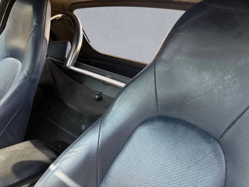 2004 Mazda MX-5 Miata