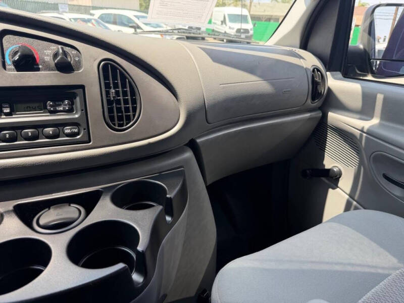 2006 Ford E-Series E-150