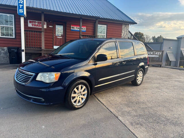 2013 Chrysler Town and Country for sale at 5 Star Motorsports LLC in Clarksville, TN