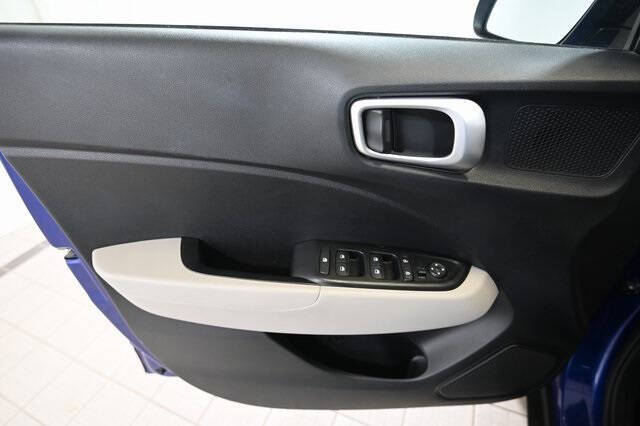 2022 Hyundai Venue SEL