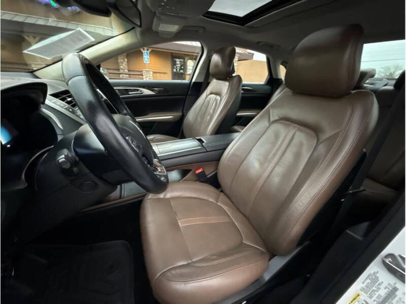 2016 Lincoln MKZ Hybrid