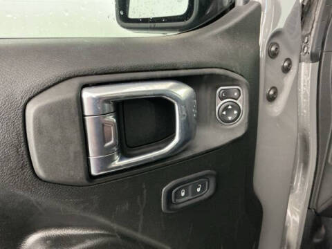 2022 Jeep Gladiator Sport