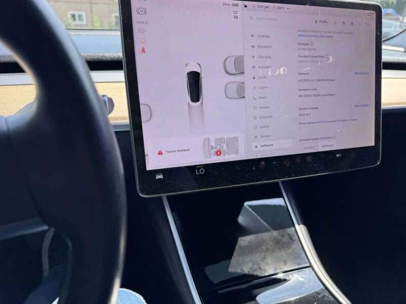2019 Tesla Model 3 Standard Range Plus