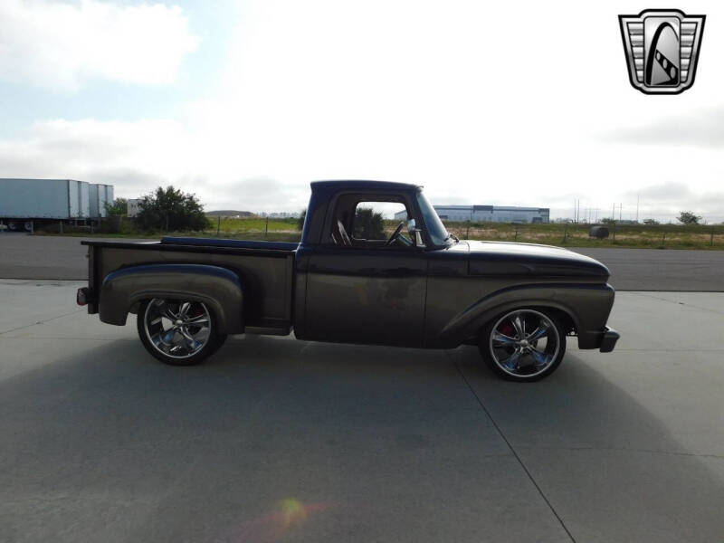 1965 Ford F-100