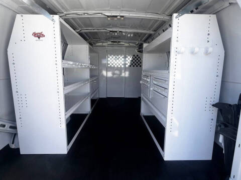 2025 GMC Savana 2500