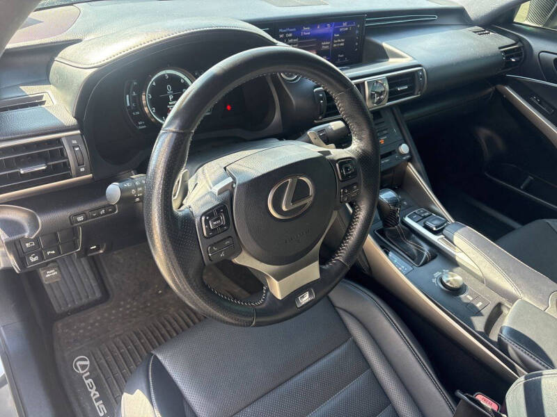 2019 Lexus IS 350