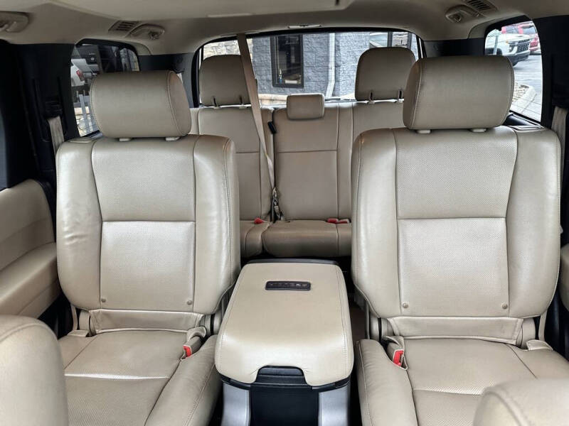 2013 Toyota Sequoia Platinum