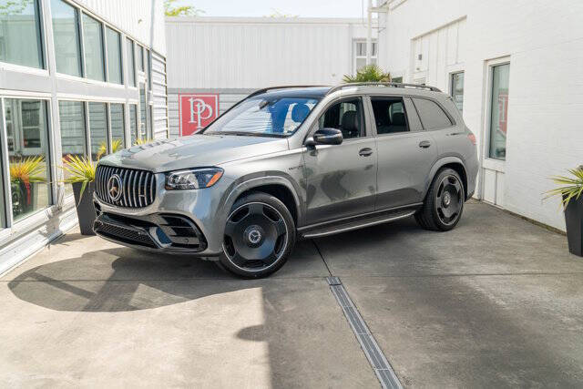 2021 Mercedes-Benz GLS 2