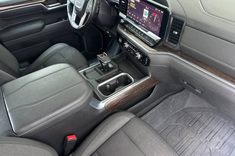 2023 GMC Sierra 1500