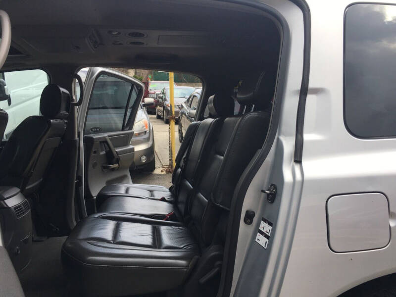 2006 Nissan Armada SE