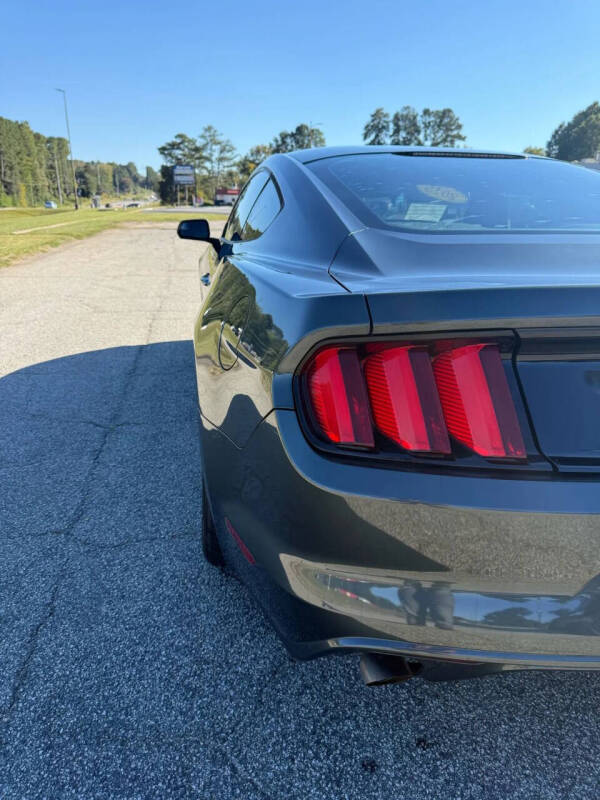 2015 Ford Mustang V6