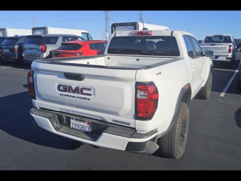 2023 GMC Canyon Elevation