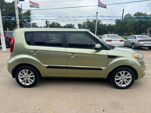 2013 Kia Soul +