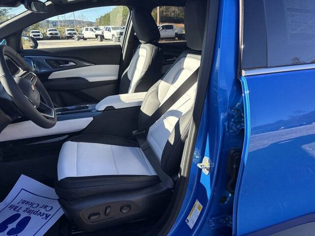 2026 Chevrolet Equinox EV LT 2