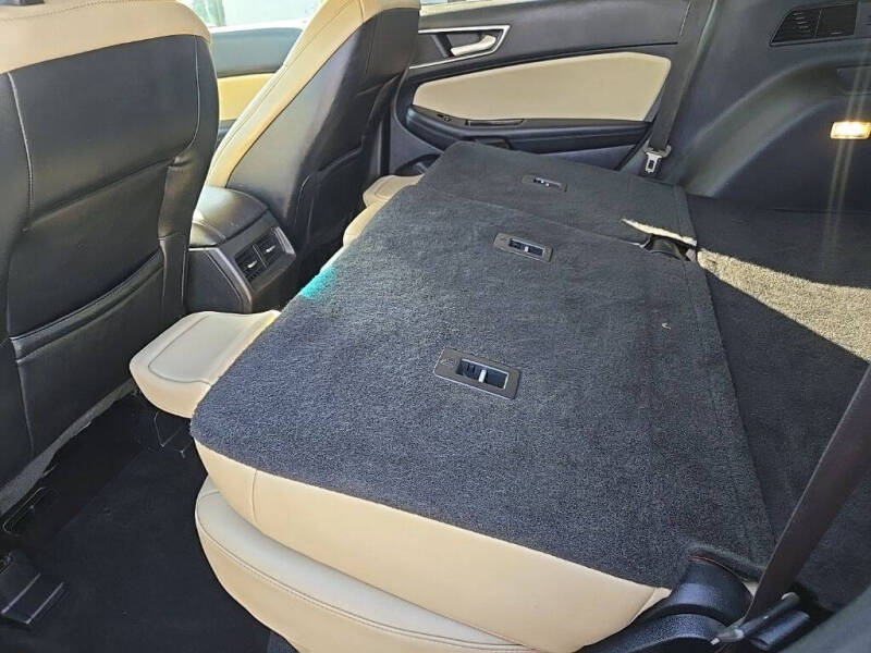 2019 Ford Edge SEL