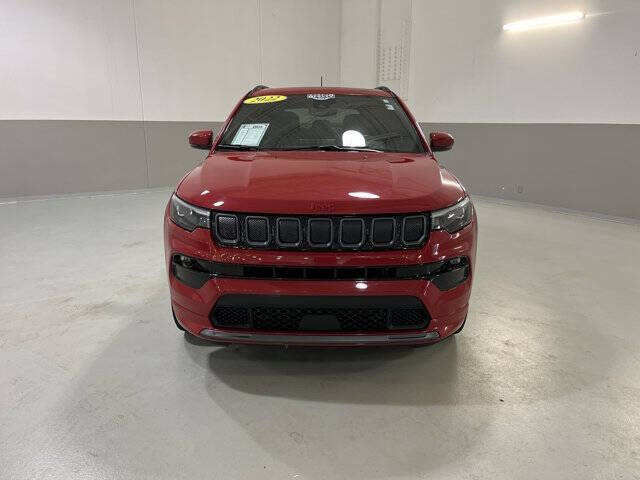 Used 2022 Jeep Compass Limited with VIN 3C4NJDCBXNT214754 for sale in Kansas City