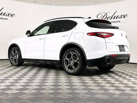 2022 Alfa Romeo Stelvio Sprint