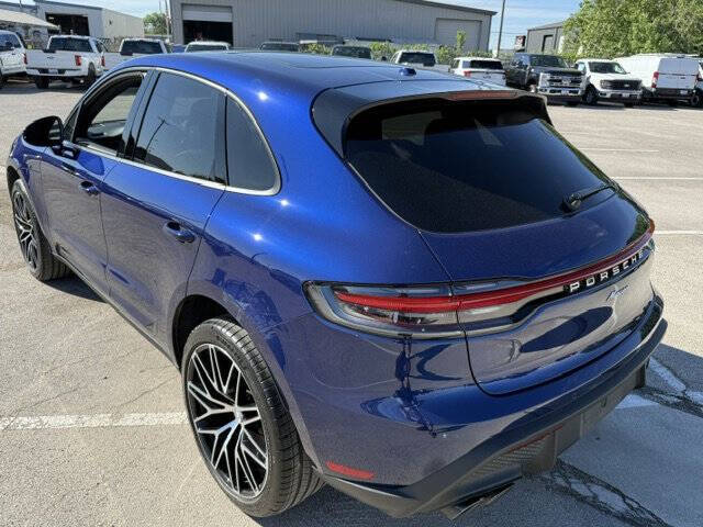 2025 Porsche Macan