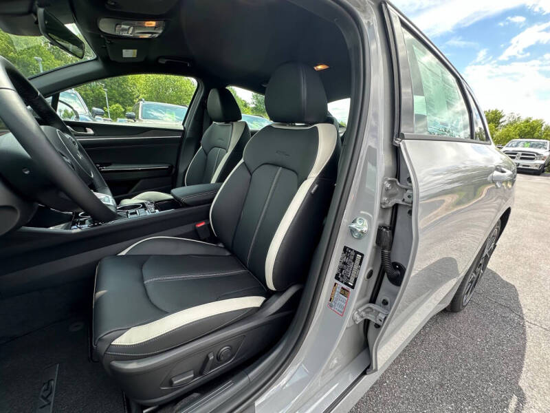 2026 Kia K5